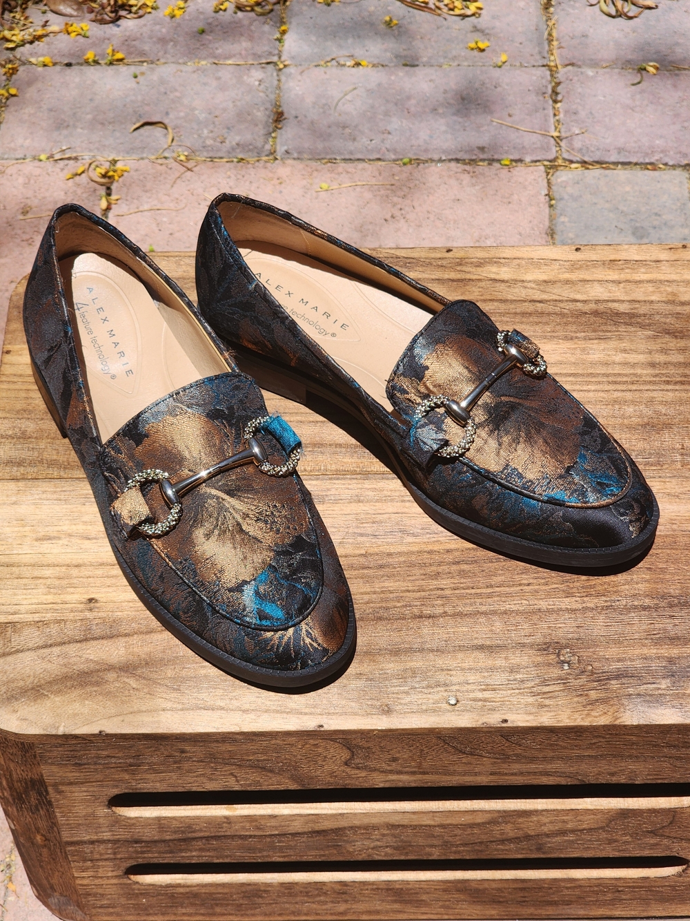 Alex Marie Gilmore Two Printed Jacquard Bit Buckle Loafers Size 6 - Picture 6 of 9
